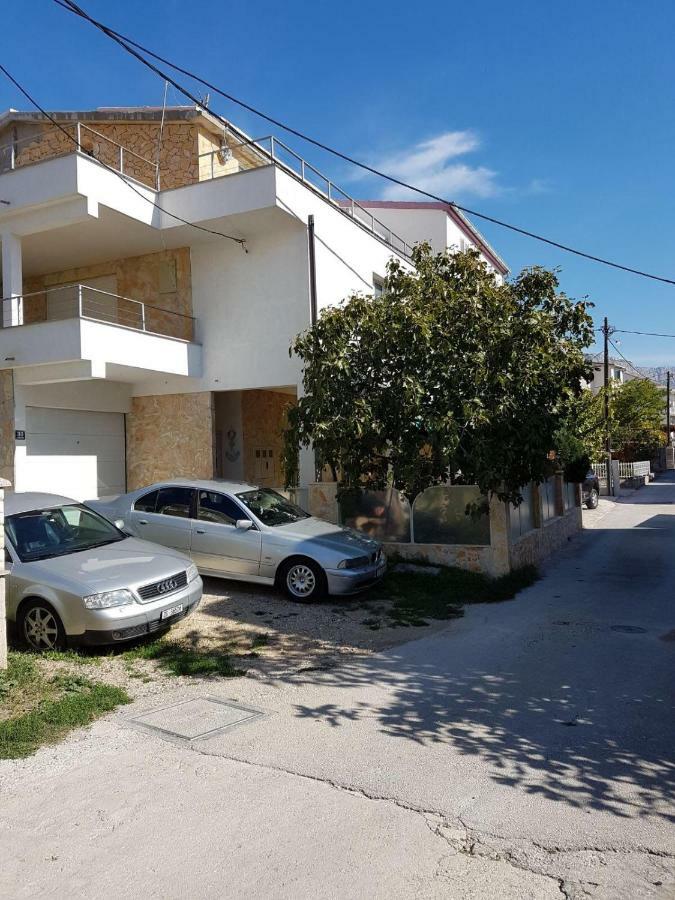 Apartment Dijana Kastela Exterior photo